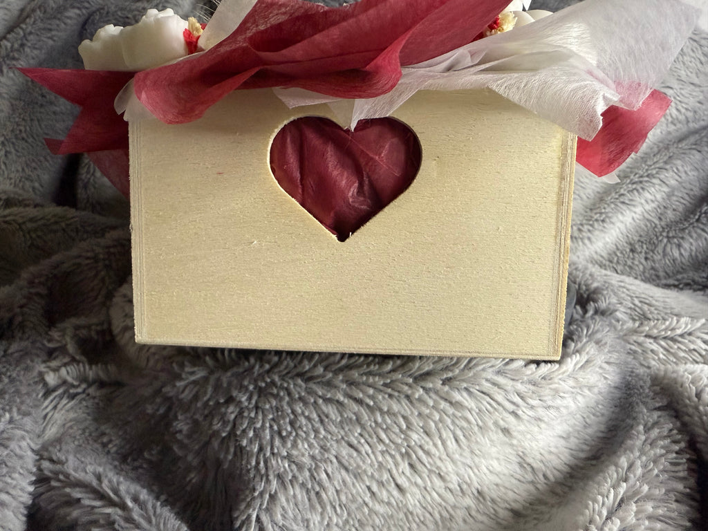 Blumenbox mit Teddy