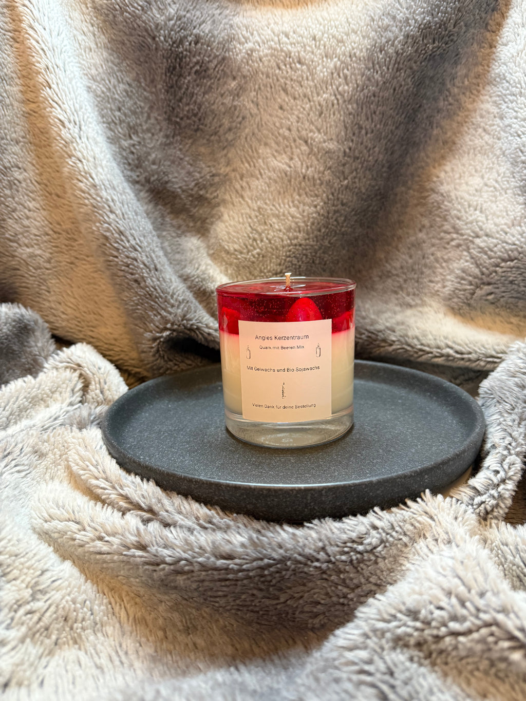 Quark mit Beeren Mix