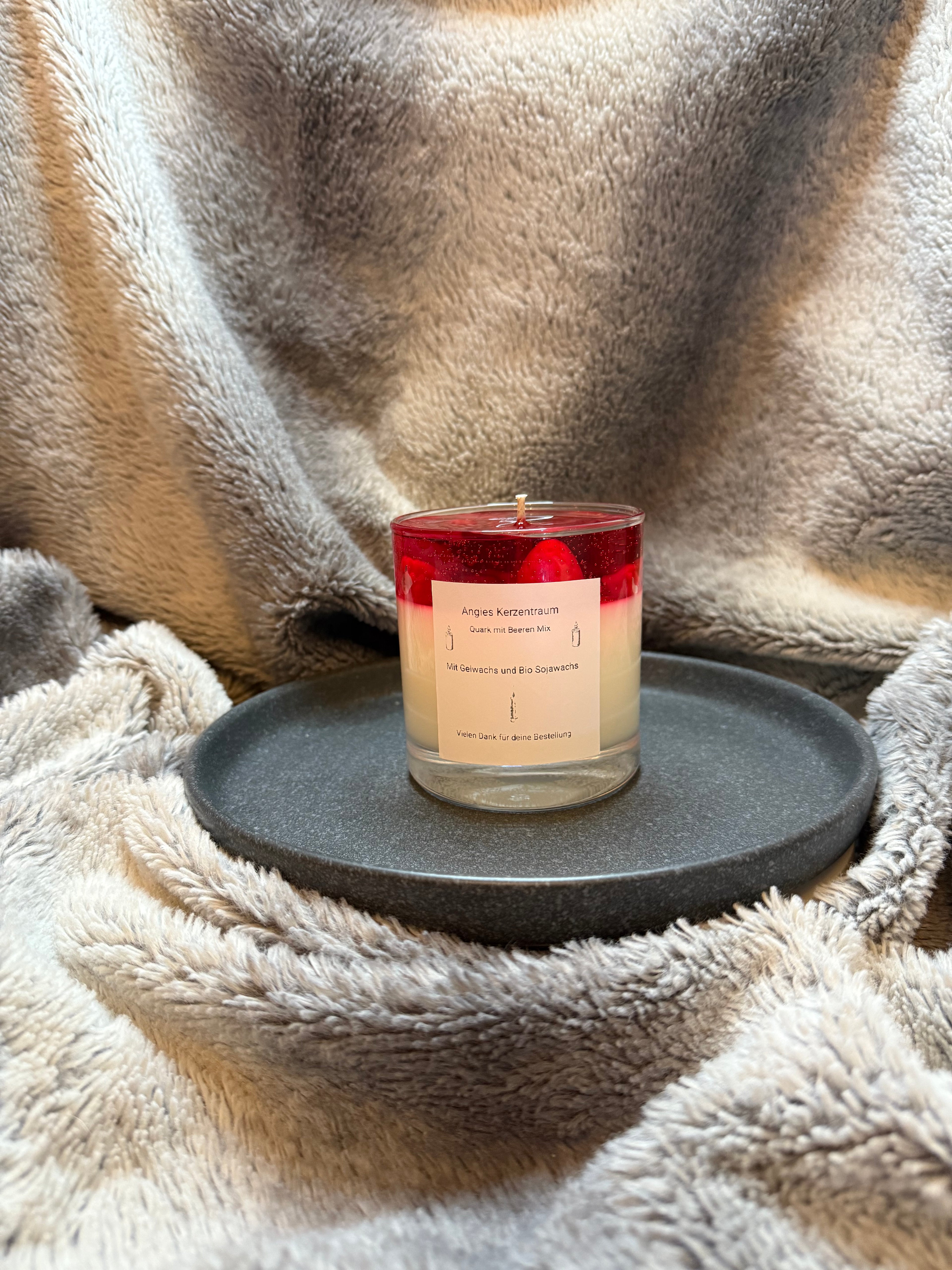 Quark mit Beeren Mix